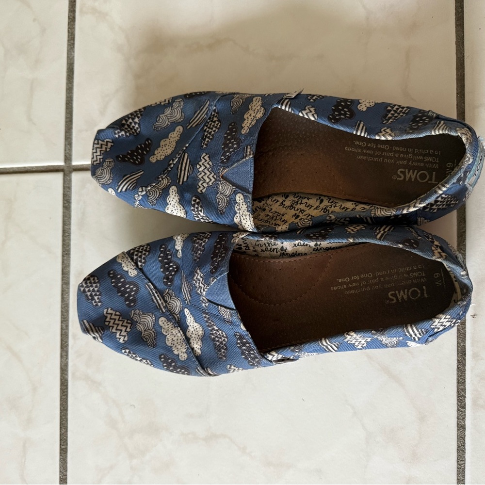 Toms Blue Canvas Flats with Elastic Slip-On Design